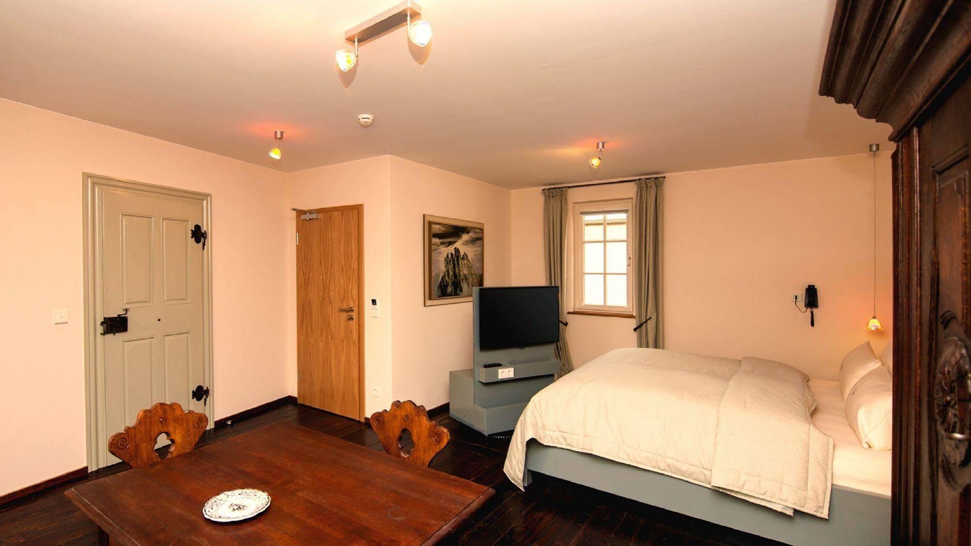 Romantik Hotel Meisenheimer Hof Buitenkant foto