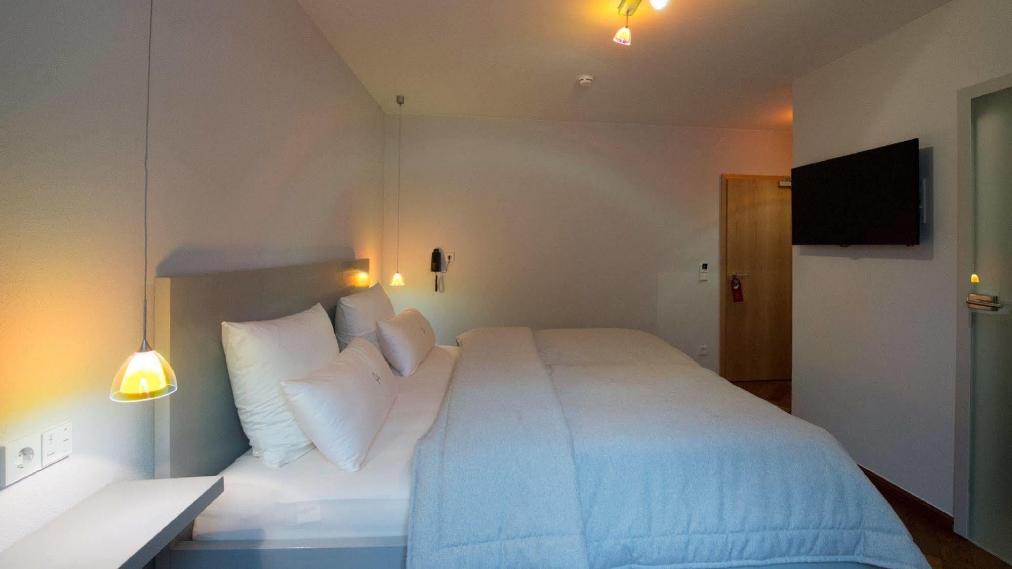 Romantik Hotel Meisenheimer Hof Buitenkant foto